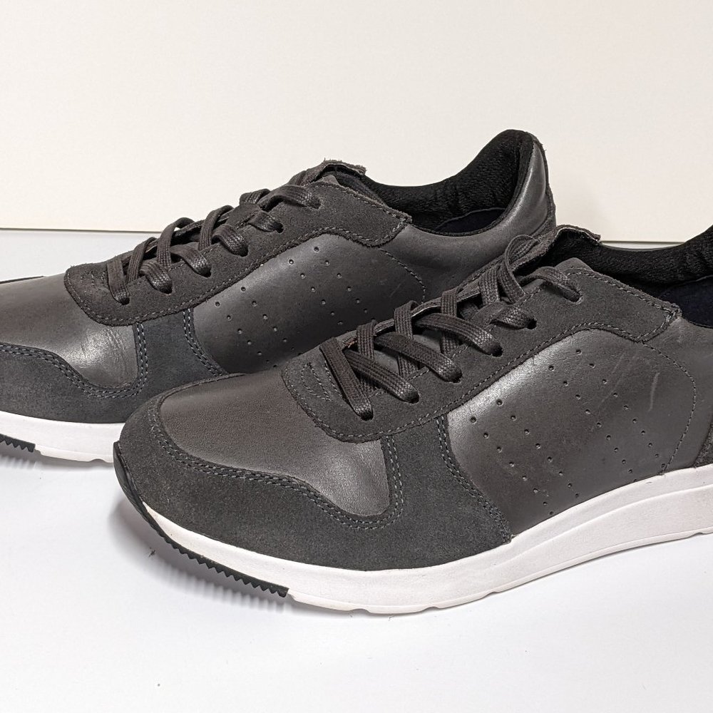 Banana Republic Gray Synthetic Leather Fashion Sneakers [9 1/2]